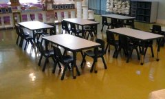 贵州遵义北师大新标准实验幼儿园小猪视频官网下载